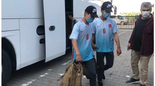 Adana'da 45 göçmen yakalandı