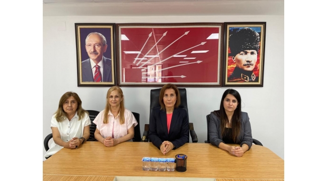  CHP KADIN KOLLARI İL BAŞKANLARININ İSTANBUL SÖZLEŞMESİ’NE DAİR BASIN AÇIKLAMASI YAPTI