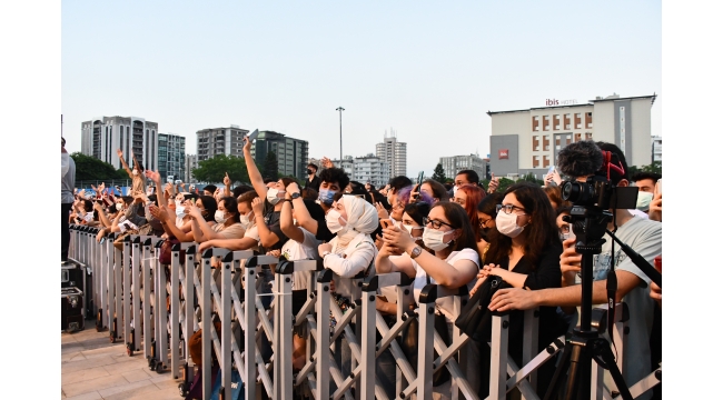 Adana'da yaz konserinde