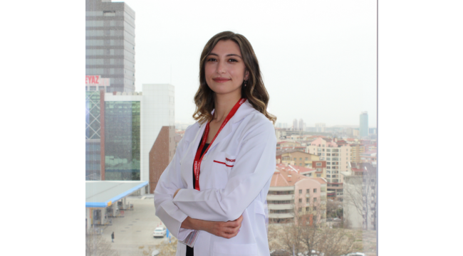BİLİNÇSİZ BEYAZLATMA DİŞLERDE HASAR BIRAKABİLİYOR