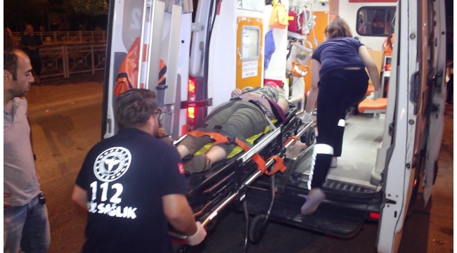 Ehliyetsiz sürücü engelli aracına çarptı: 2 yaralı