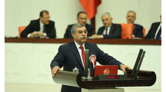 İYİ Parti Milletvekili Çulhaoğlu, sağlıkçıların sorunlarını meclise taşıdı