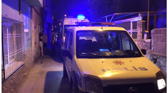 Kadın kadını bıçaklayarak yaraladı