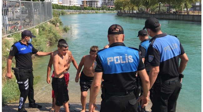 Polis, sulama kanallarında yüzenleri havuzla buluşturdu