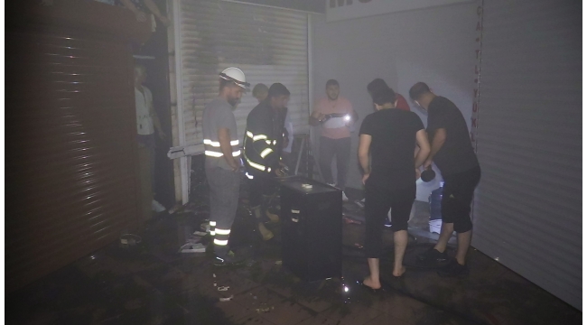 Yangında iş yeri kullanılamaz hale geldi