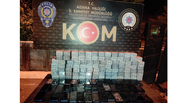 Gümrük kaçağı 103 cep telefonu ele geçirildi