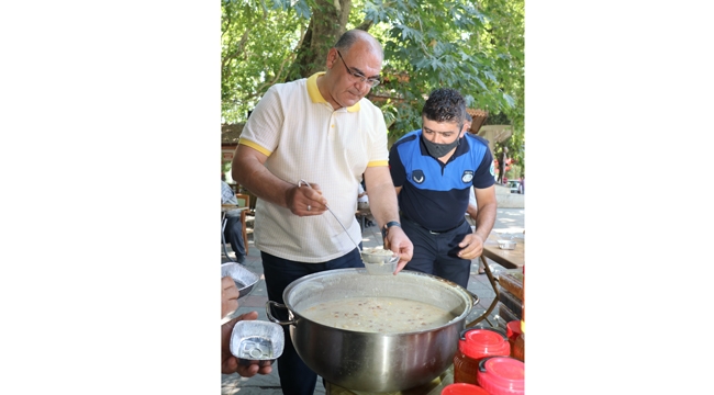 POZANTI BELEDİYESİ’NDEN AŞURE DAĞITIMI