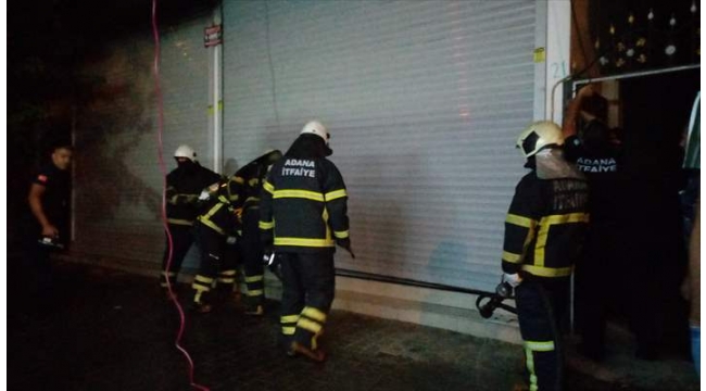 Adana'da yoğurt imalathanesinde yangın