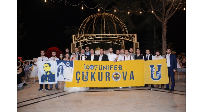 Fenerbahçe tezahüratlarıyla düğün