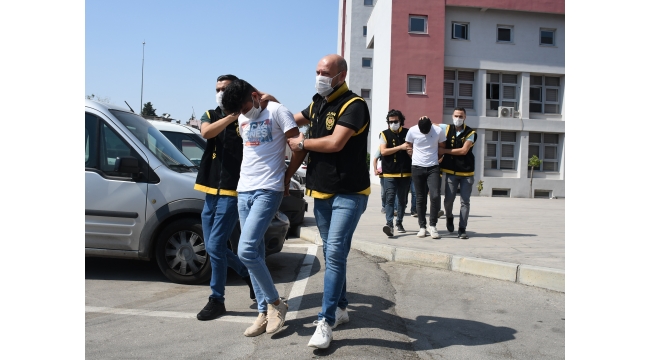 Olay anı güvenlik kamerasına yansıdı
