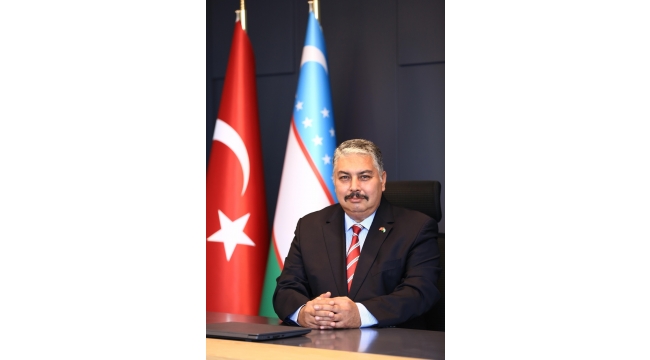 ÖZBEKİSTAN YENİDEN ŞAHLANIYOR