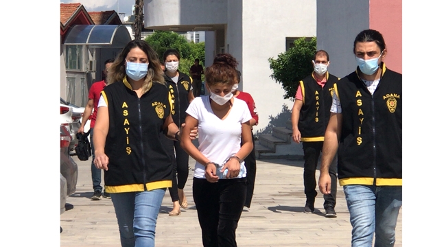 Yankesicilik şüphelisi iki kadın tutuklandı