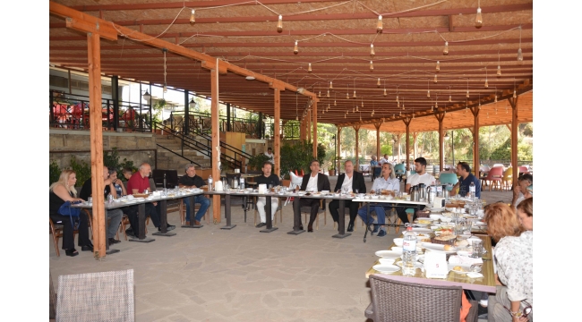 ‘Yüreğir’i de biz alacağız’