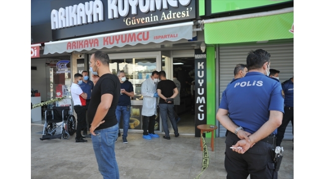 2 kilogram altını çaldı!