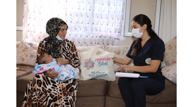 BAŞKAN KOCAİSPİR’DEN ‘HOŞ GELDİN BEBEK’ HEDİYESİ