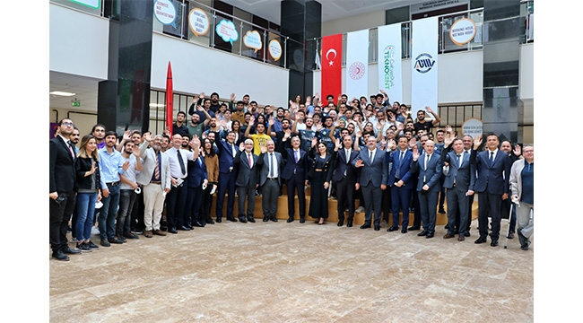 Demir'den üniversite öğrencilerine tavsiye
