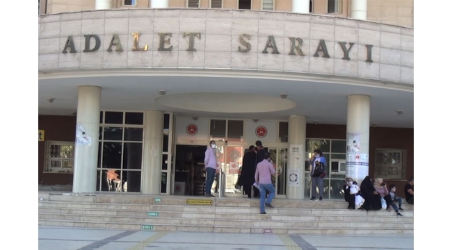 FETÖ'cü avukata 7 yıl 6 ay hapis cezası verildi