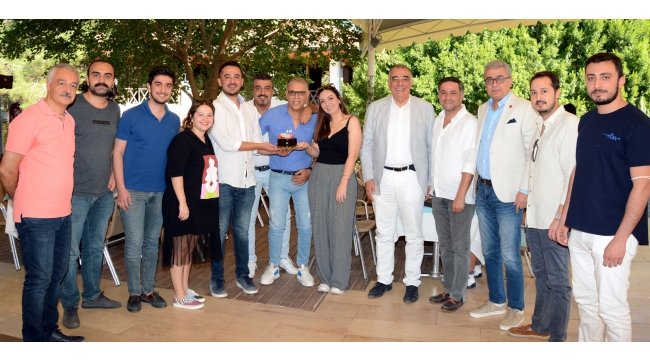‘Yeni mezun diş hekimleri iş bulmakta zorlanıyor’