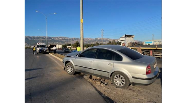 Zincirleme trafik kazasında 3 kişi yaralandı