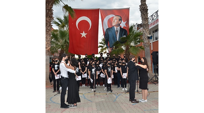 Adana Final Okulları’nda duygu dolu 10 Kasım