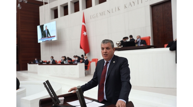 'Anayasaya bile uymuyorlar'