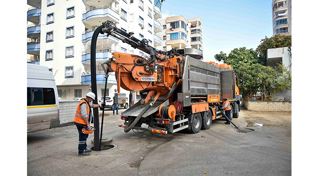 ASKİ’den yağışlar öncesi temizlik seferberliği