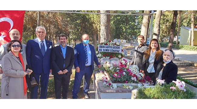 Bağatur kabri başında anıldı