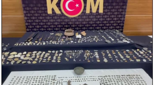 Bin 730 parça tarihi eser ele geçirildi