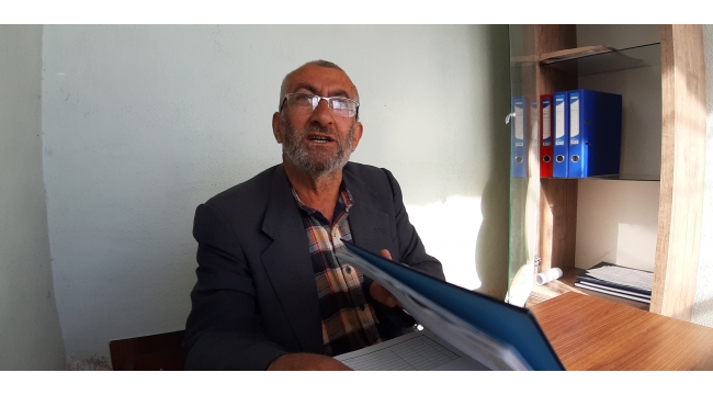 Emekli imam öğrencilere burs sağlıyor