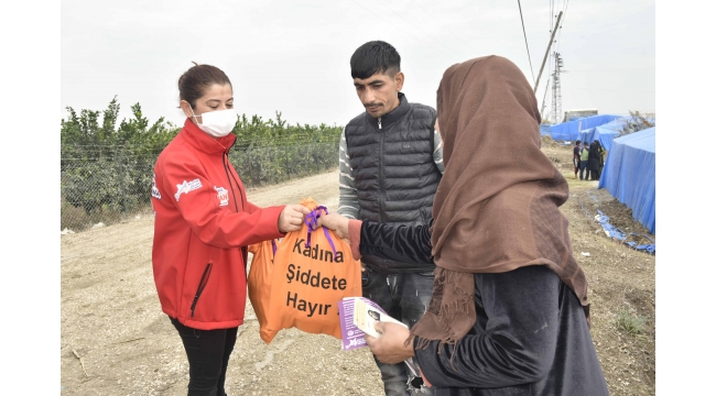 Kadınlara şiddeti anlattılar