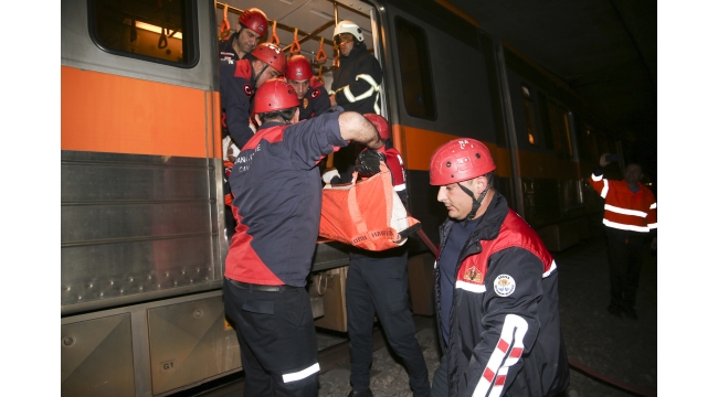 Metroda acil durum tatbikatı