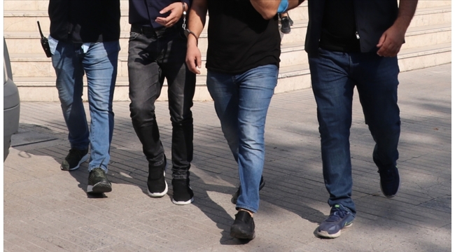Müstehcen görüntü paylaşan 16 zanlı yakalandı