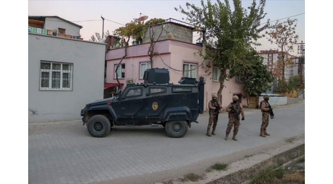 Polis uyuşturucu tacirlerine göz açtırmıyor