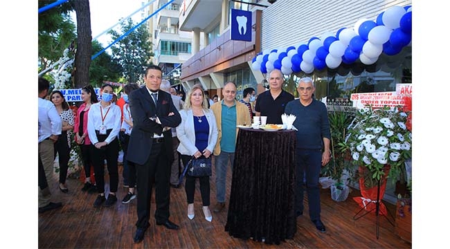 Sağlıklı dişler ve estetik bir gülüşün adresi WHİTE DENTAL