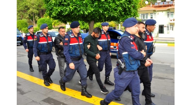 Uyuşturucu operasyonunda 3 şüpheli tutuklandı