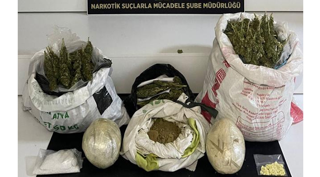 11 kilo 342 gram uyuşturucu ile geçirildi