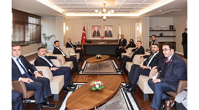 ADALET BAKANI GÜL, YÜREĞİR BELEDİYESİ’Nİ ZİYARET ETTİ