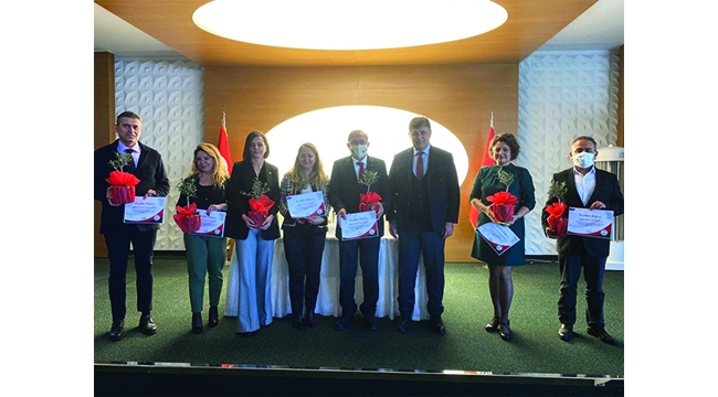 AKAY: ATIKLARIN GERİ DÖNÜŞÜMÜ KAÇINILMAZ HALE GELDİ