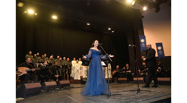 Akın Özdemir, Medeniyetler Korosu konseri ile anıldı