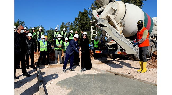 BALCALI HASTANESİ AOSB SEMT POLİKLİNİĞİ’NİN TEMELİ ATILDI