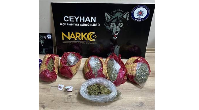 Çantasından uyuşturucu çıktı