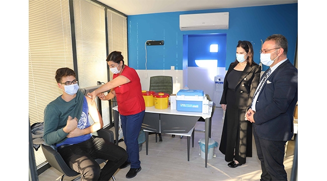 Çukurova Üniversitesi’nde İlave Aşı İstasyonu kuruldu