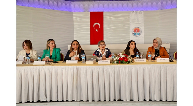 ‘Kadın istihdamının yüzde 50’ye ulaşmasını istiyoruz’