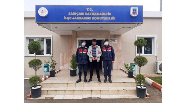 Katil zanlısı akrabasının evine saklandı