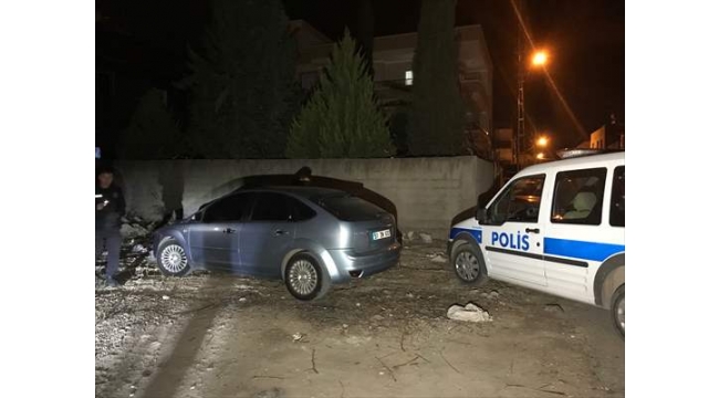 Saklandığı evin merdiven boşluğunda yakalandı