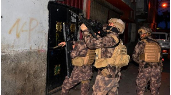 Uyuşturucu tacirlerine baskın!