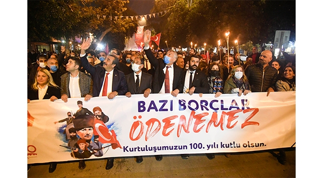 100. yıl coşkusu sel olup taştı