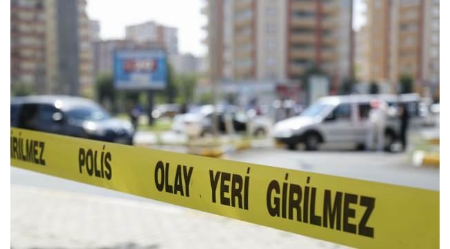 3 yaşındaki Ayşenur evde ölü bulundu!