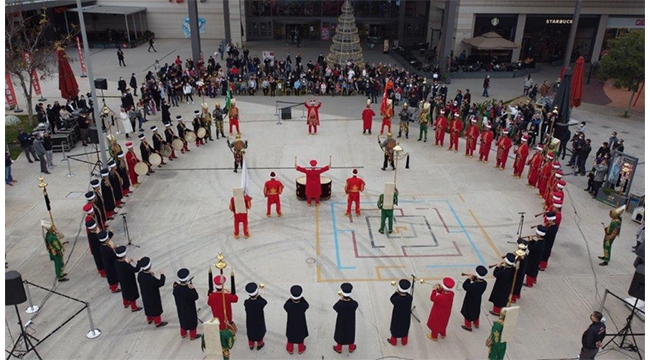 5 OCAK 100. YILINDA M1 ADANA’DA MUHTEŞEM BİR KONSER İLE ANILDI
