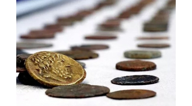 825 adet tarihi sikke ele geçirildi